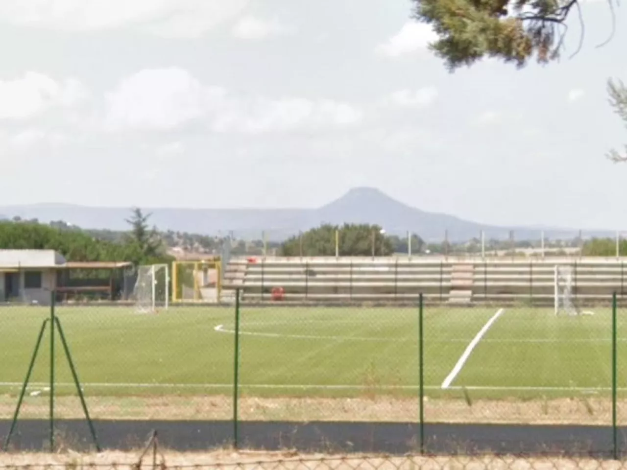 Dramma a Ozieri (Sassari), bimbo di 10 anni muore sul campetto da calcio, schiacciato dalla porta