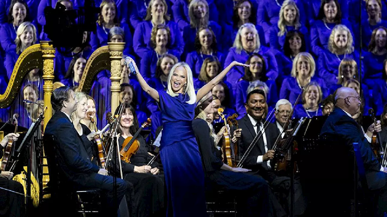 Tabernacle Choir wows audience in Georgia with surprise guest Kristin Chenoweth