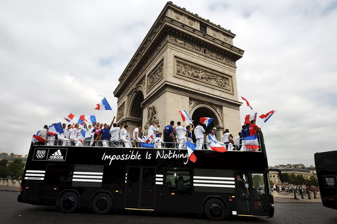 Paris 2024 : les Champs-Élysées, théâtre habituel de la parade des sportifs victorieux