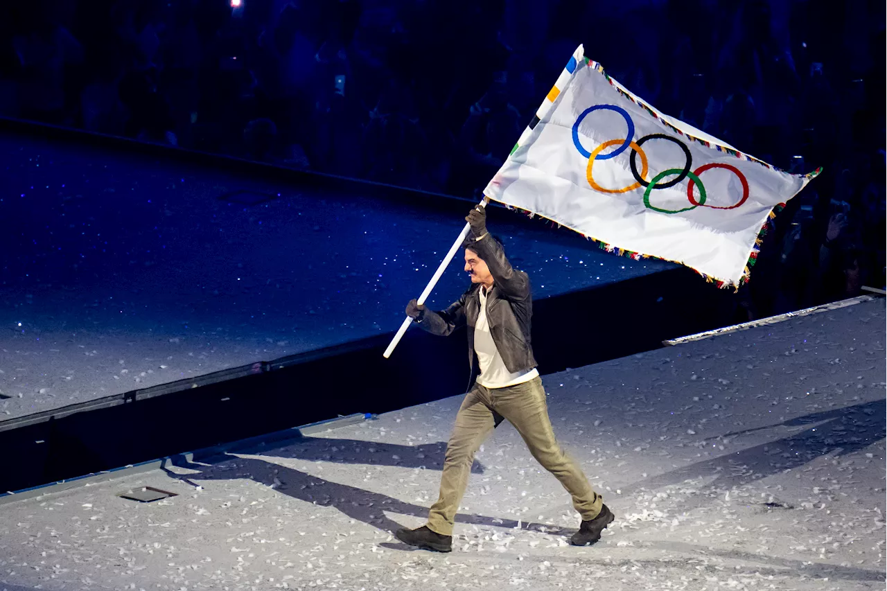 Tom Cruise Surprised Everyone By Doing His Own Stunts At The 2028 L.A. Olympics Closing Ceremony