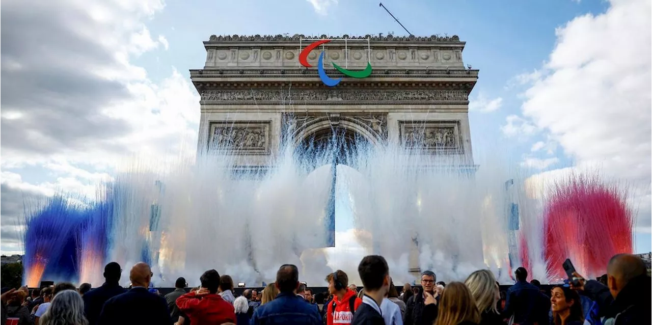 Au revoir Olympia 2024: Gro&szlig;e Abschiedsparade in Paris