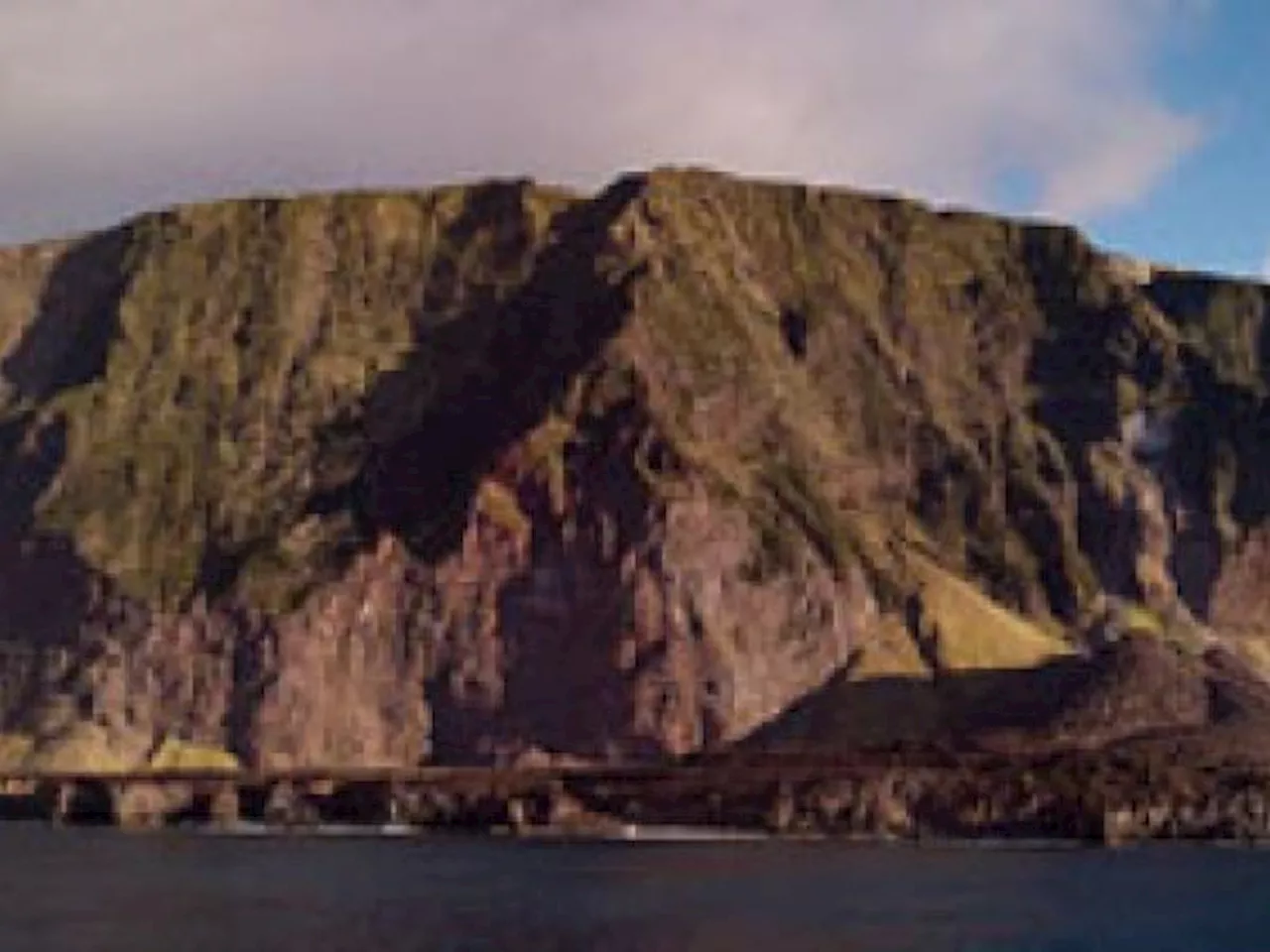 Así se vive en la isla habitada más remota que hay en la Tierra