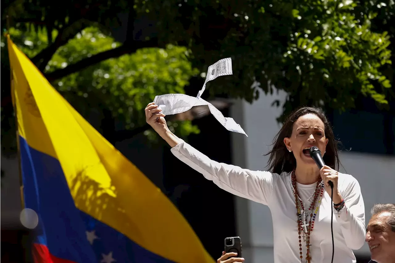 María Corina Machado busca mantener la esperanza mientras Edmundo González abandona Venezuela