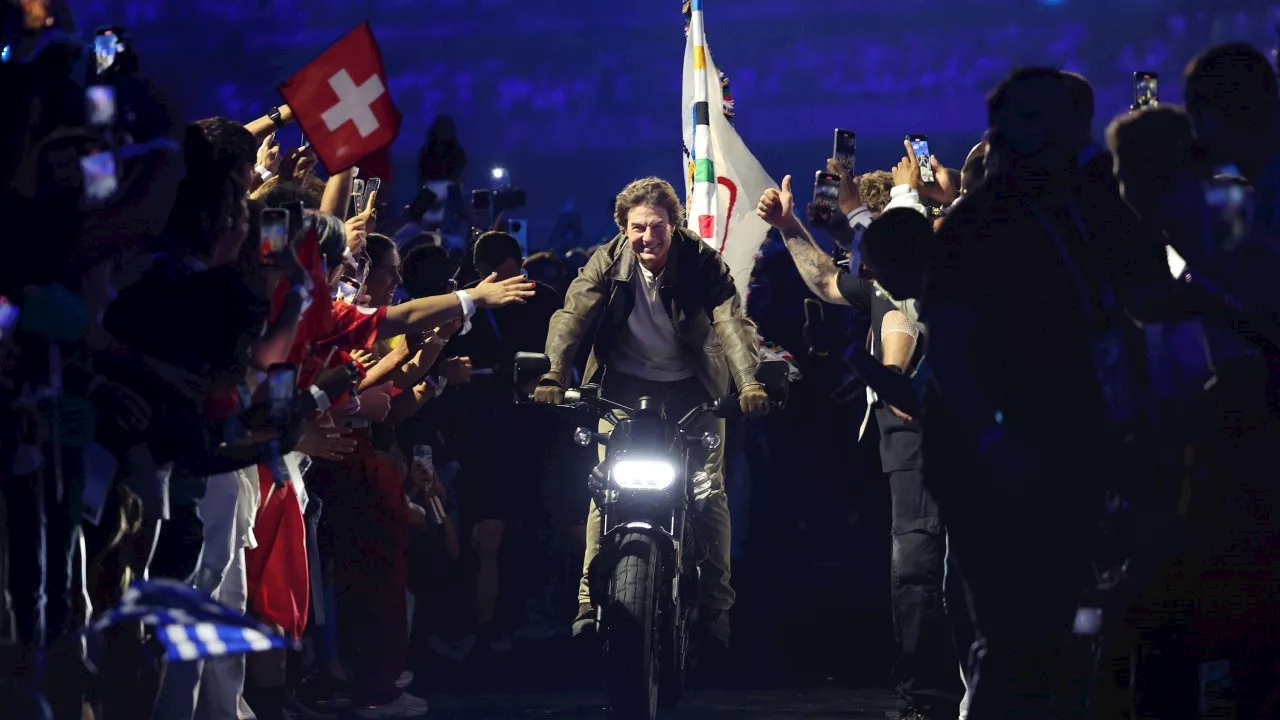 Olympic boss reveals Tom Cruise’s pay for insane Olympic ceremony stunt