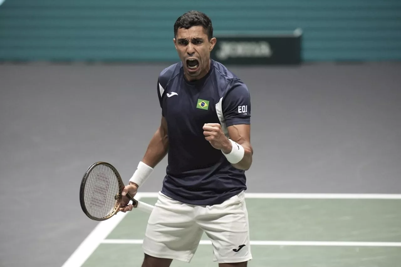 Argentina reaches Davis Cup Final after tense win over Finland