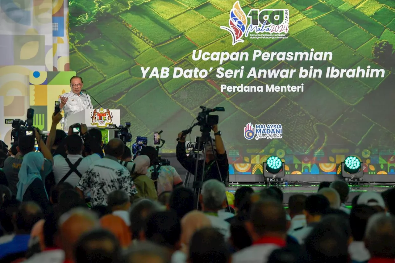 Anwar Ibrahim vows to end cartel practices in agriculture sector