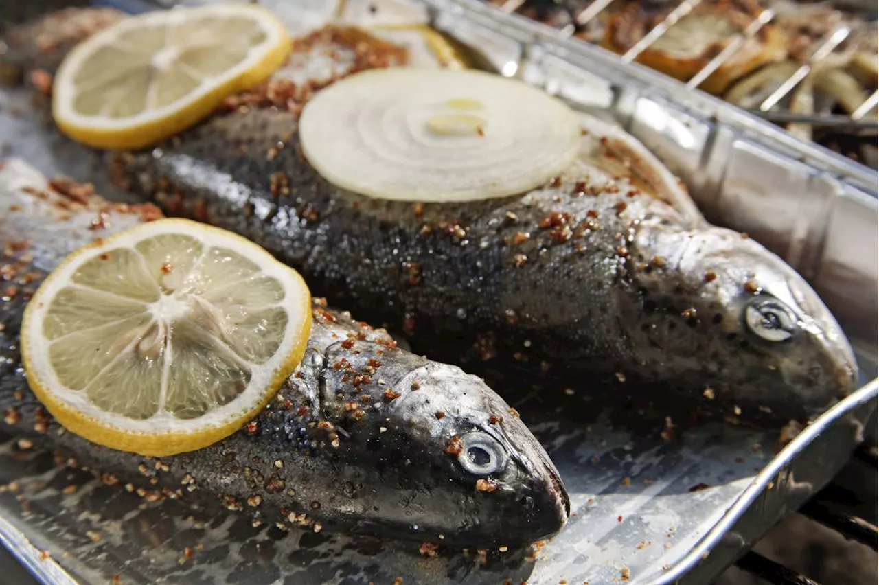 Using aluminium foil in cooking is convenient but problematic