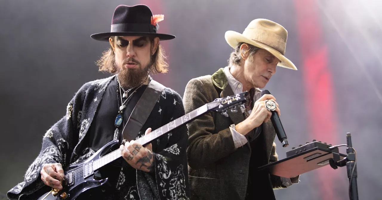 Why Jane's Addiction's Perry Farrell and Dave Navarro Fought At Concert