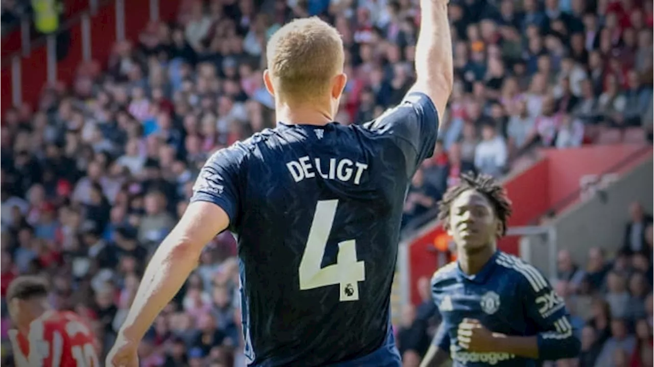 De Ligt Ganas, Manchester United Hajar Southampton