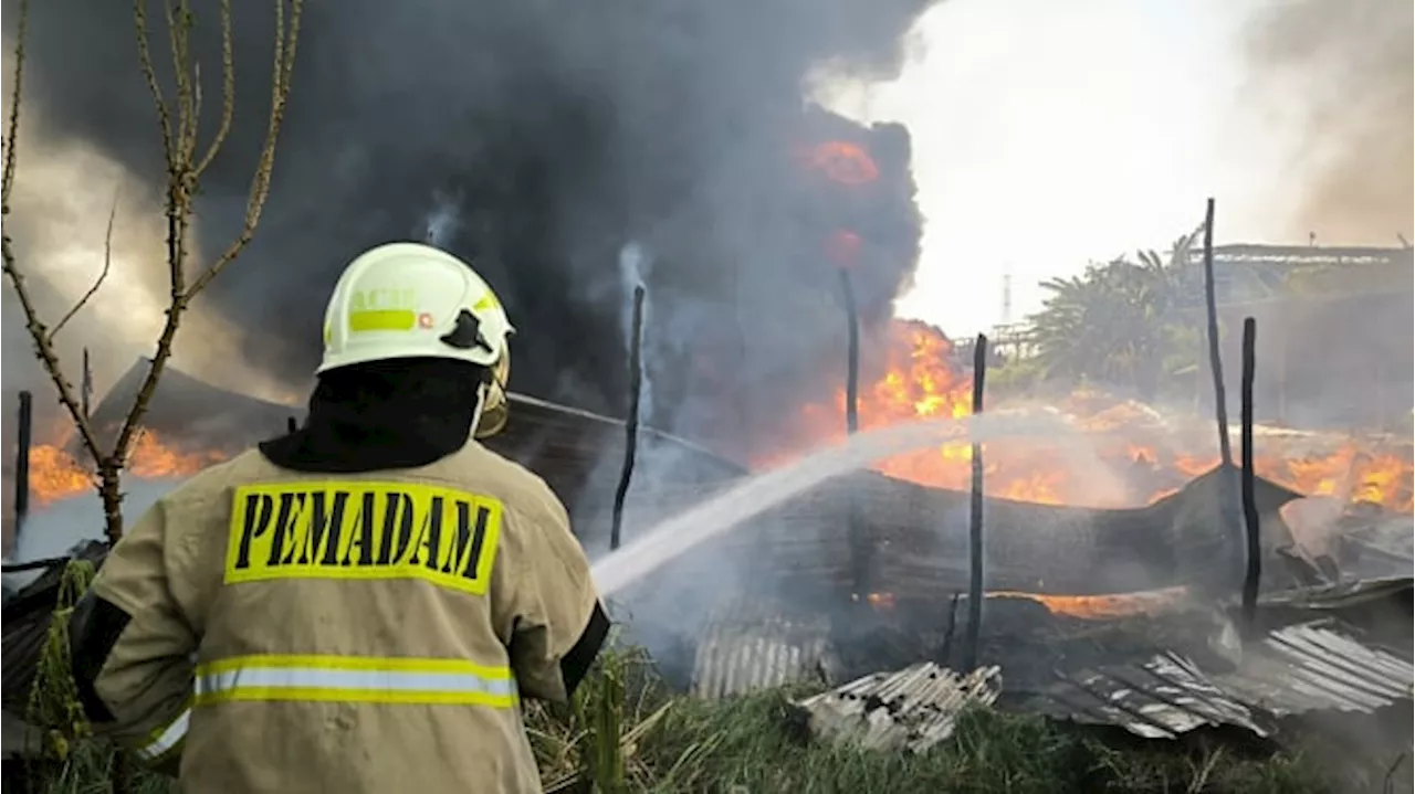 Tempat Penyulingan Tiner di Cilincing Jakut Ludes Terbakar