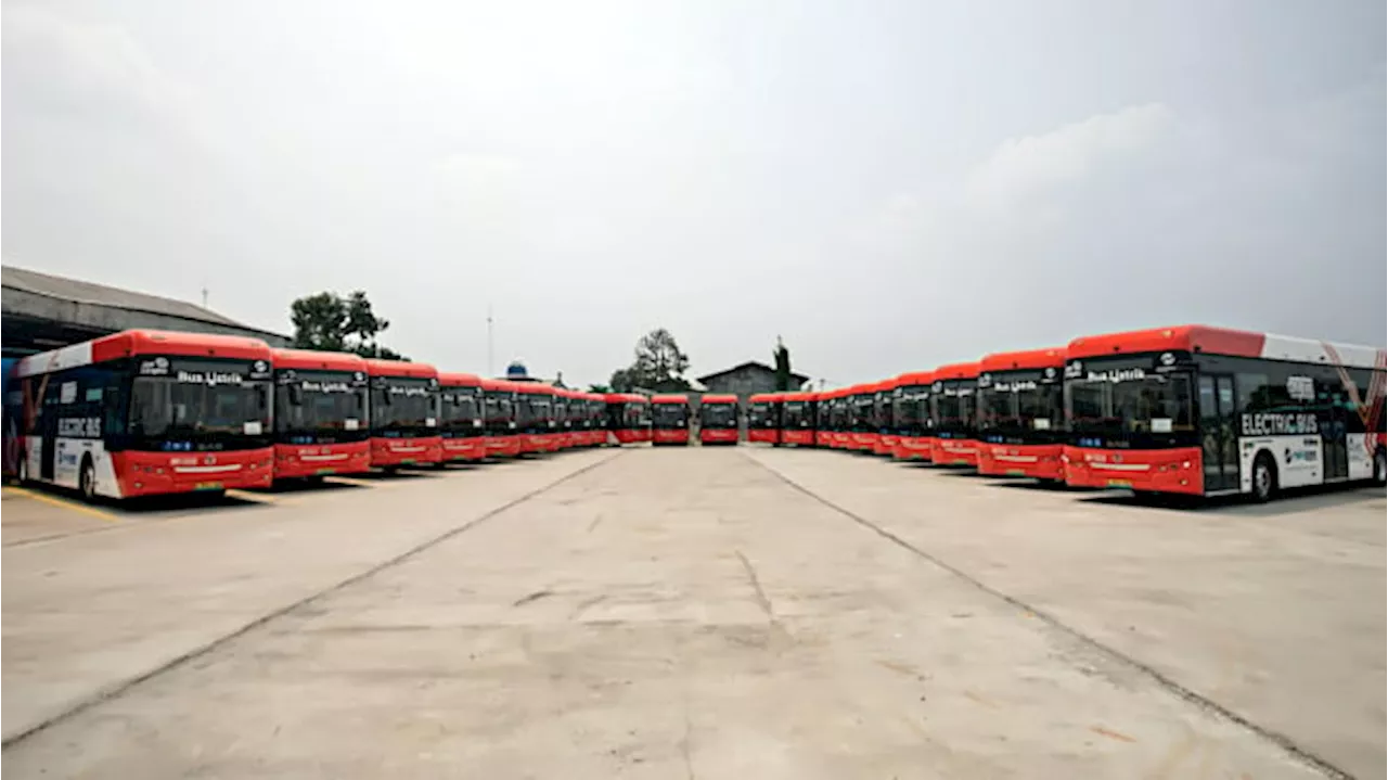 TransJakarta to Add 500 More Electric Buses This Year