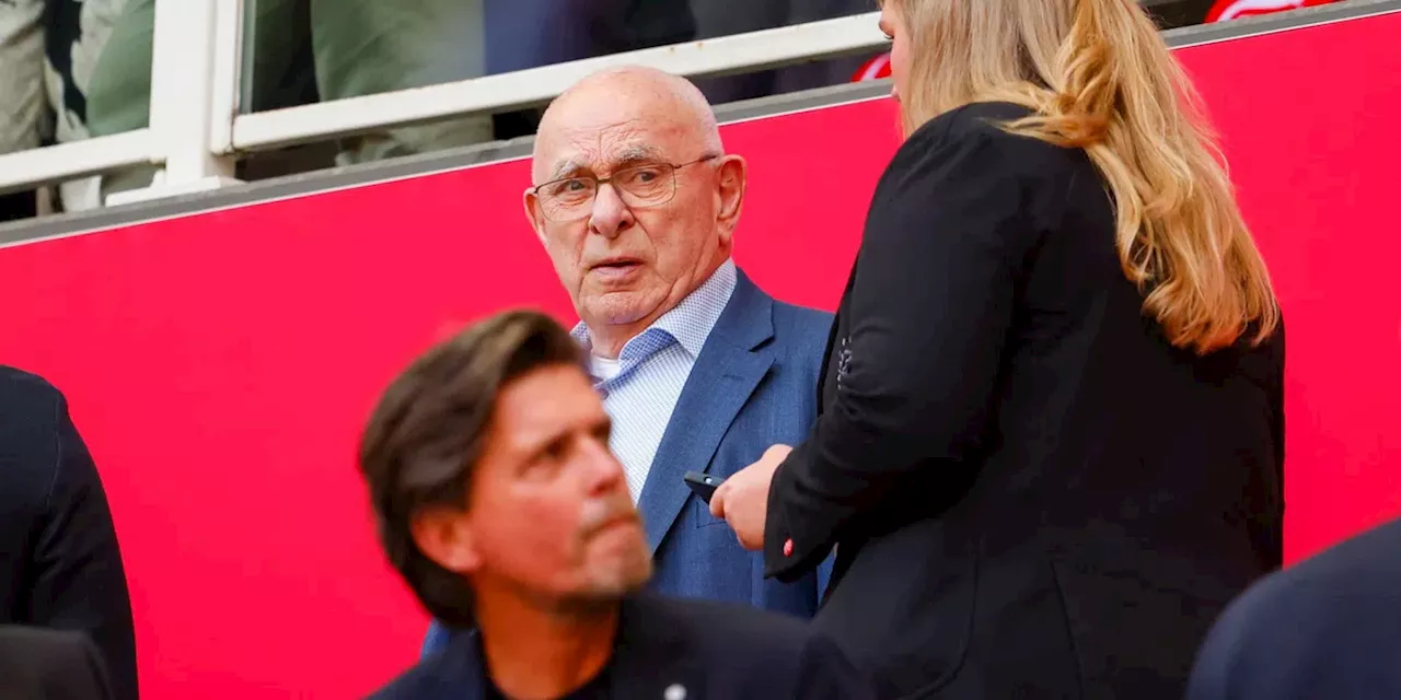 Hilariteit om opvallende woorden Van Praag: 'Wat een flauwekul, Ajax is dolblij'