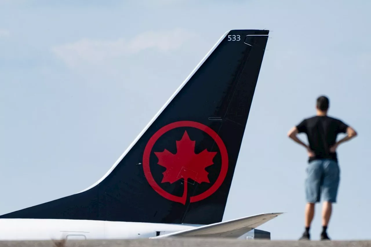 Air Canada reaches tentative deal with pilots ahead of potential strike