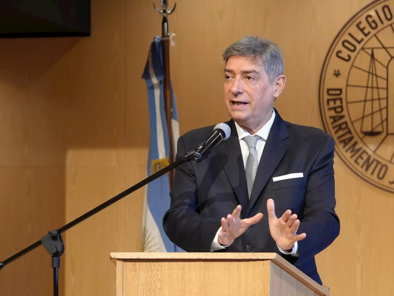 En tribunales esperan un acuerdo entre Jorge Macri y Luis Caputo por la coparticipación mientras circulan versiones sobre la ampliación de la Corte