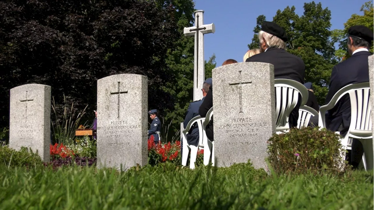 Beechwood Cemetery ceremony remembers Canadian contributions to the Battle of Britain