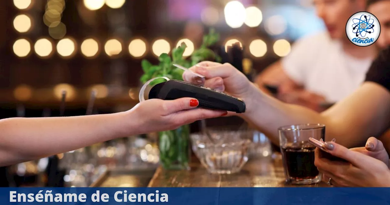 Cuidado con las propinas obligatorias: Tus derechos como consumidor en restaurantes y bares