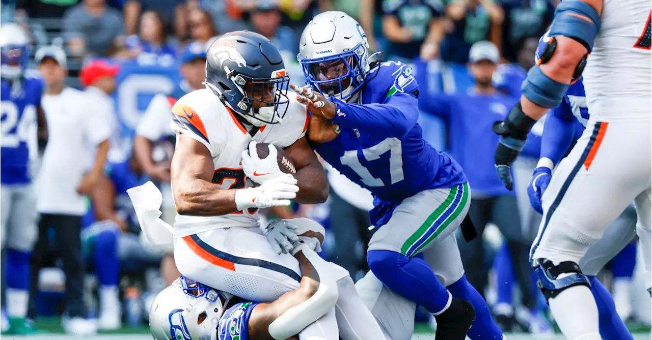 Injury Update: Seahawks linebacker Jerome Baker heads to locker room