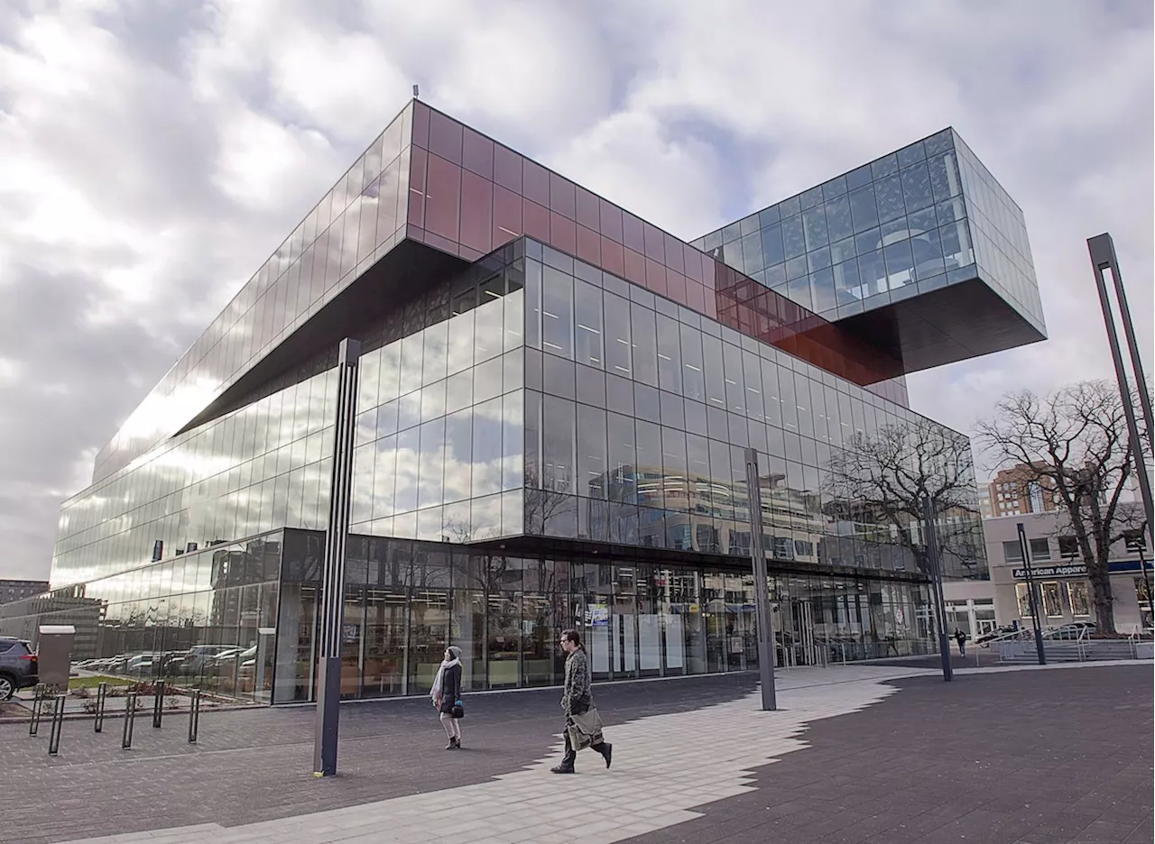 Halifax library workers accept deal to end strike, branches to re-open Thursday