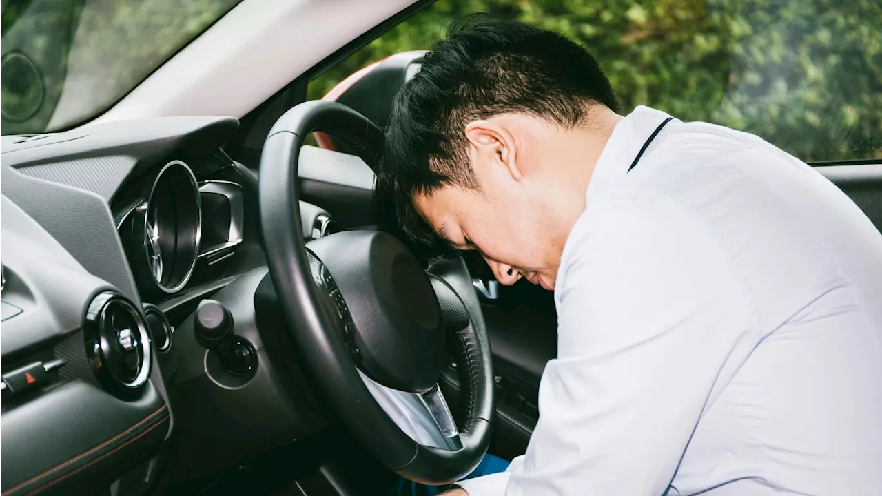 Singaporean Worker Baffled By Colleagues Asking For Rides After He Bought A Car