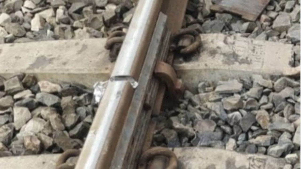 Rail Track Broken: पटना रेल खंड में रेल पटरी टूटी, डेढ़ घंटे तक ट्रेनों का परिचालन रहा ठप; टली बड़ी अनहोनी