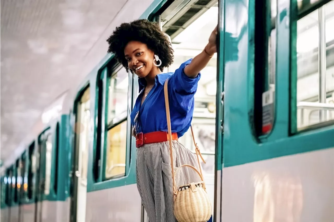 How do other South Africans build new lives abroad? 6 tips before emigrating to a new country