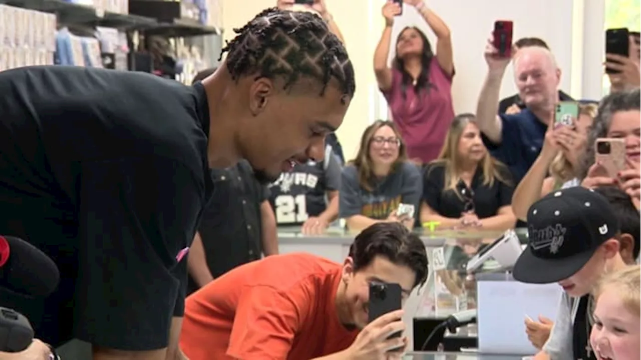 Spurs’ phenom Victor Wembanyama surprises fans at sports card store on Northwest Side