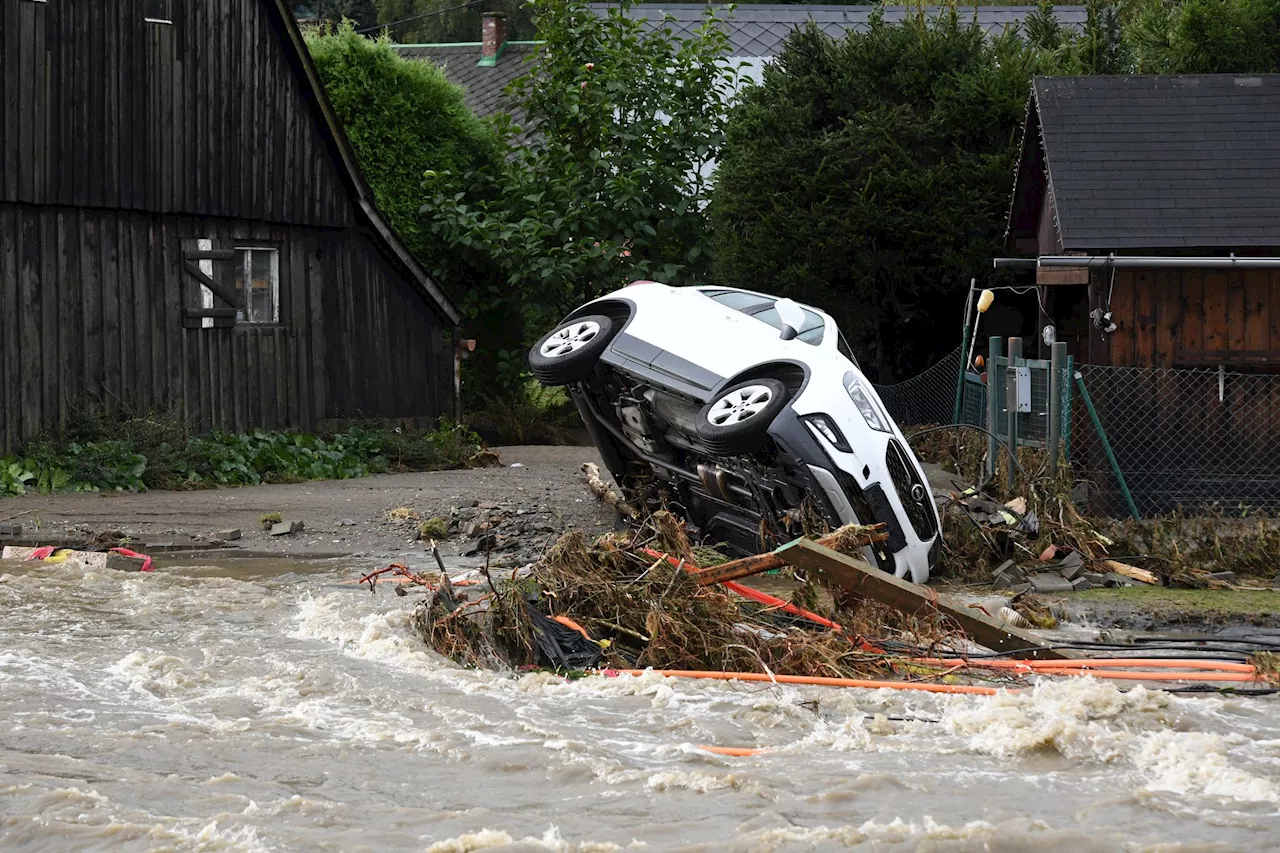 Hochwasser in Tschechien: Stadt Krnov fast vollständig überflutet