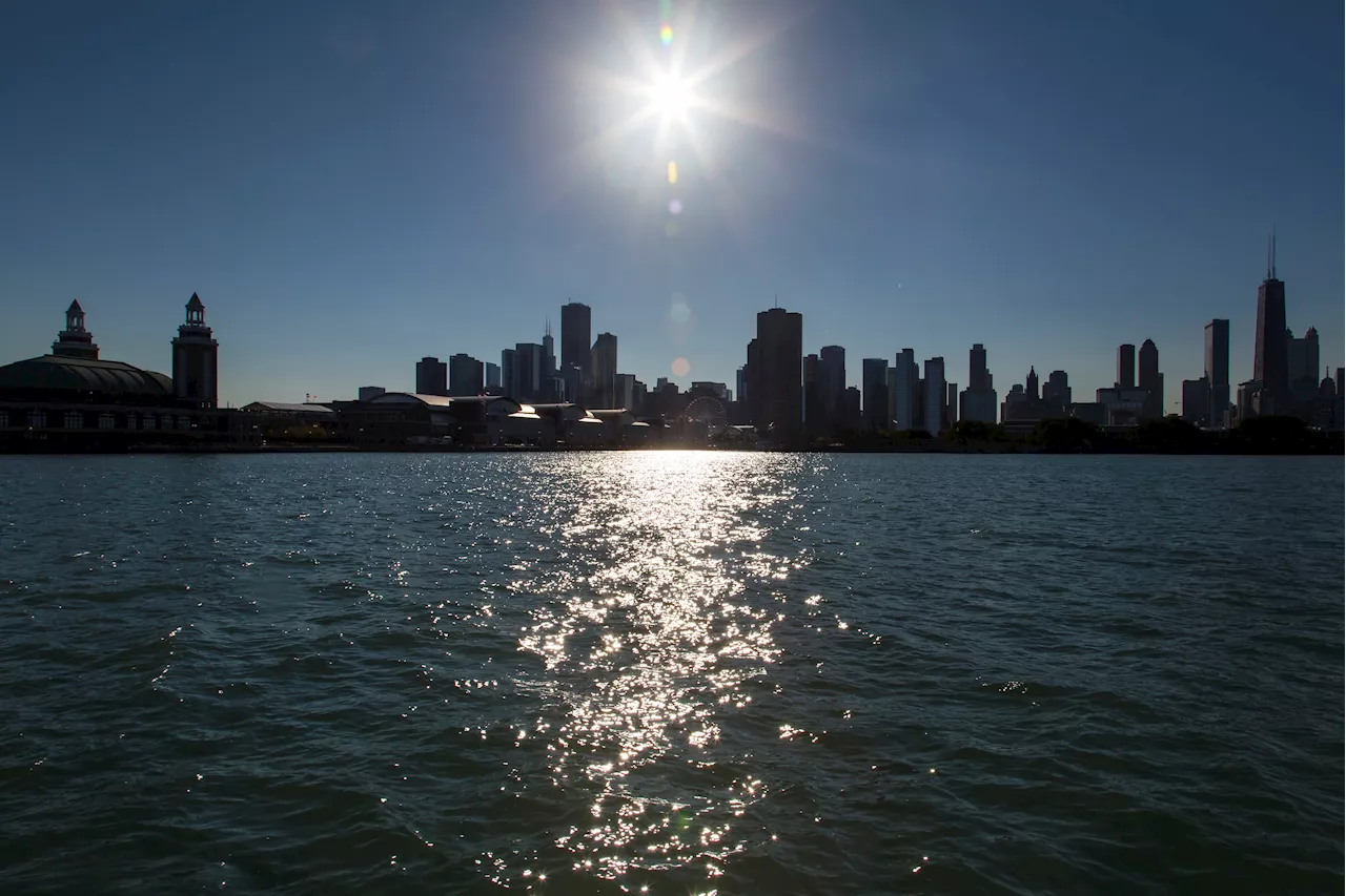 Chicago Forecast: Hot and dry conditions with mostly sunny skies