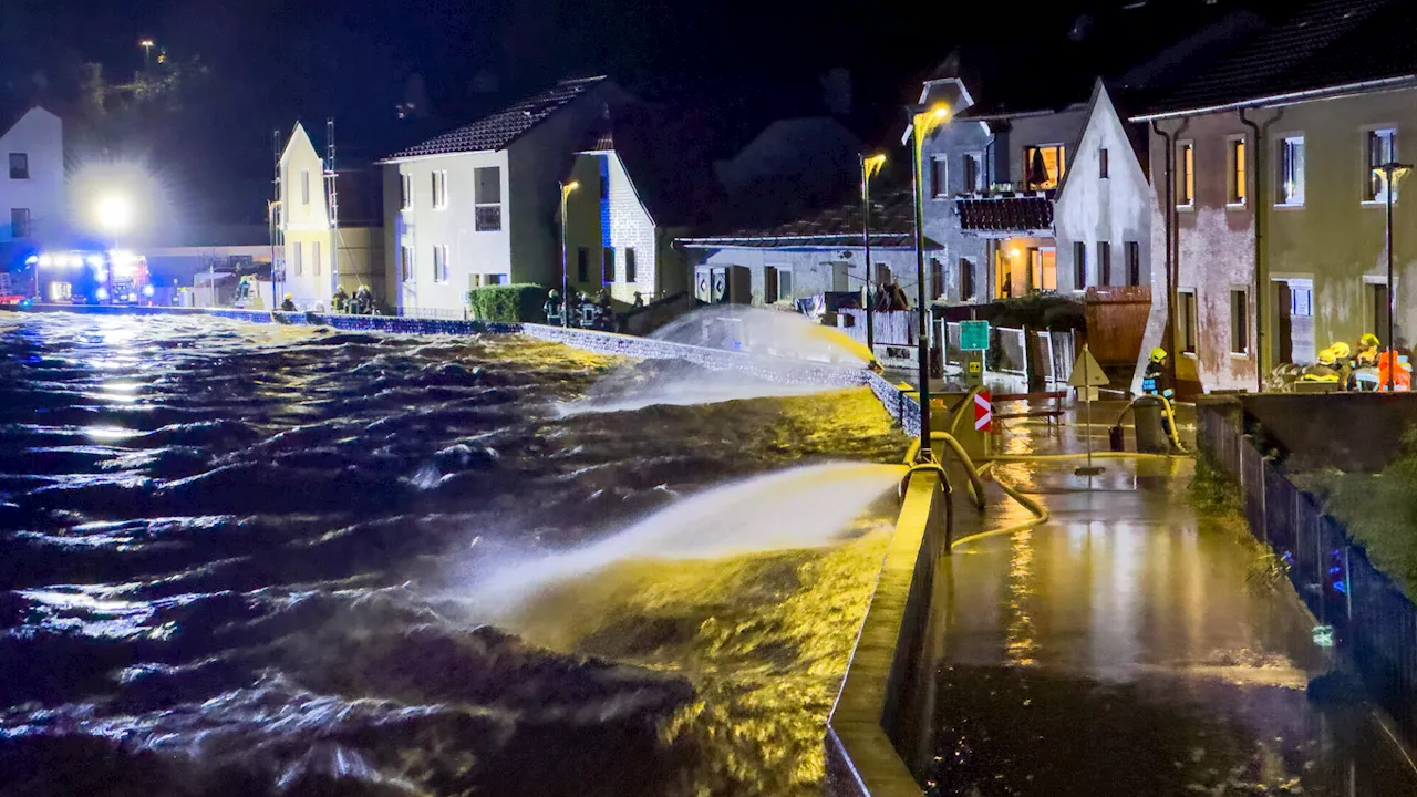 Hochwassereinsatz: Schutz in Waidhofen hat Kapazitätsgrenze erreicht