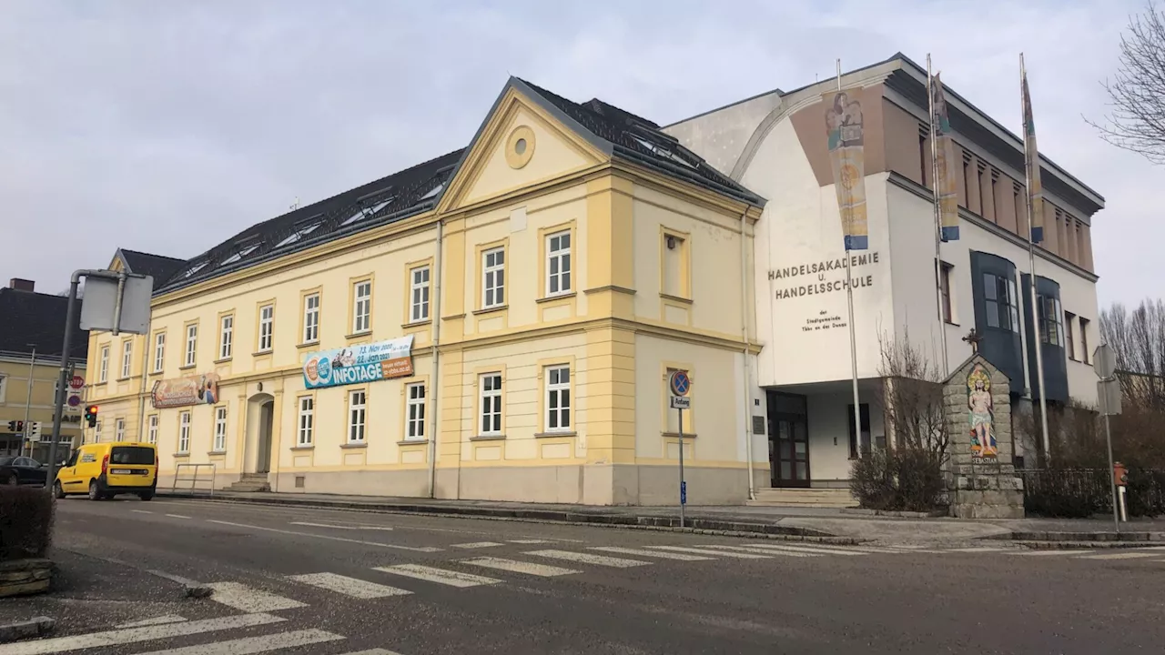 Stadtchefin ruft Notbetrieb für Ybbser Schulen aus