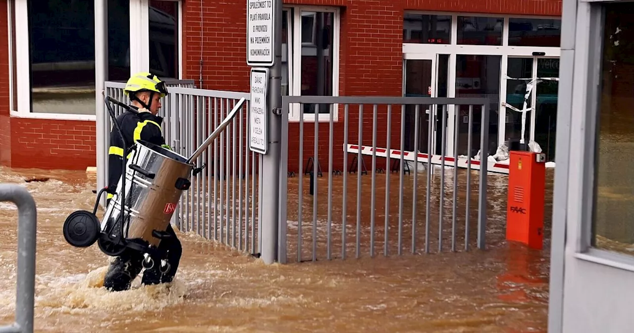 Krnov in Tschechien fast ganz unter Wasser