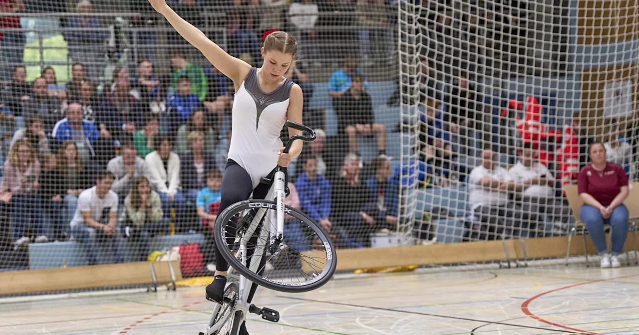 Trotz Knochenbruch und Corona: Antonia aus Lemgo gewinnt Deutsche Meisterschaft