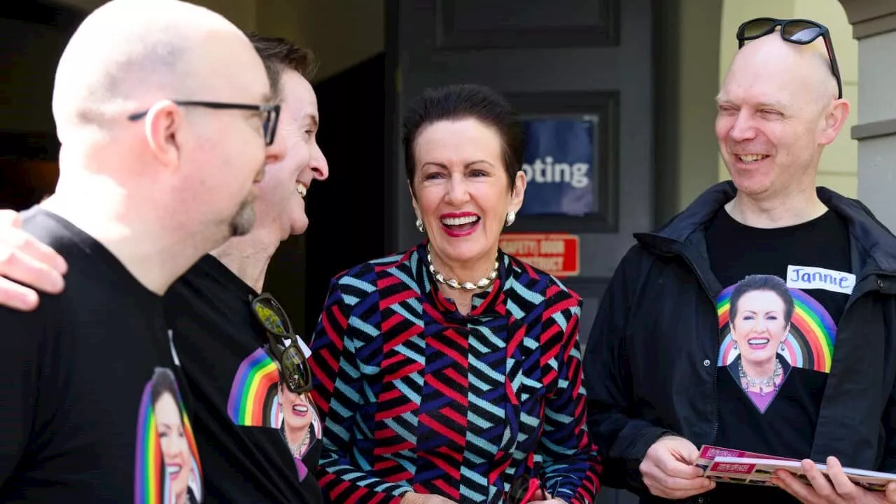 NSW council elections: Clover Moore on track for record sixth term; Liberals facing wipeout