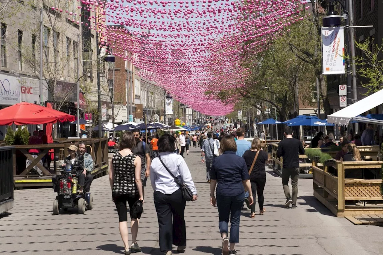 Montreal bars, restaurants react to Quebec bill to regulate merchant tipping requests