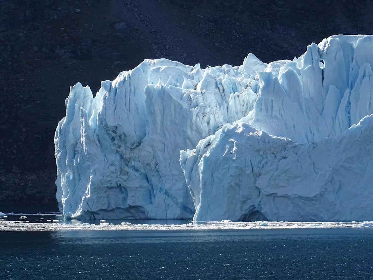 Un énorme tsunami parti du Groenland a remué la terre neuf jours