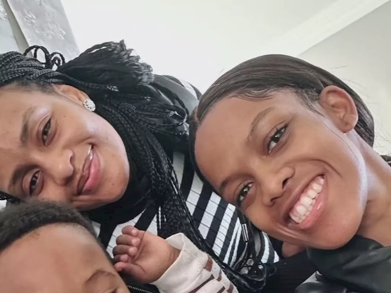 Cassper Nyovest’s sister hangs out with baby mama Thobeka Majozi [photo]