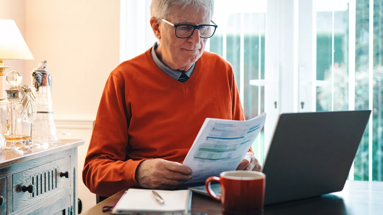 Hundreds of pensioner households not eligible for pension credit can apply for £100 energy bill grants...