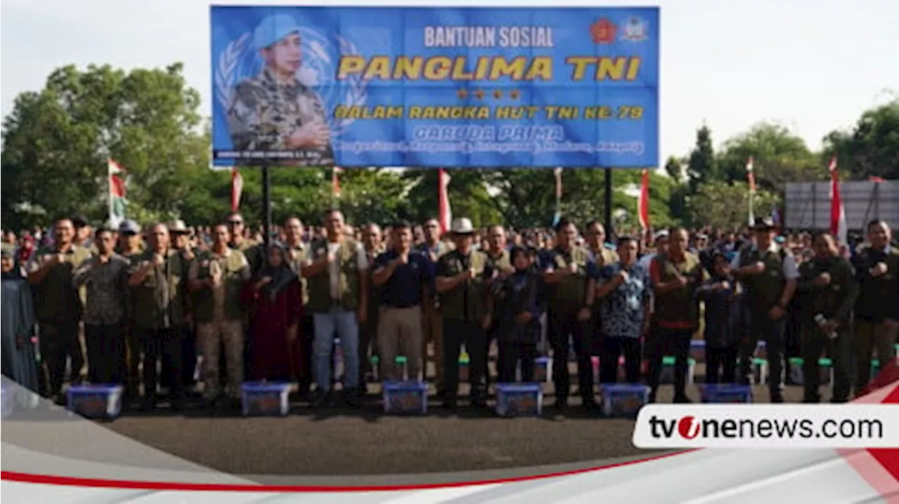 Panglima TNI Bagikan Ratusan Paket Sembako dan Tanam Pohon di PMPP TNI