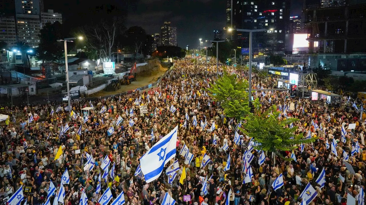 'Holt sie aus der Hölle': Tausende bei Protesten in Israel