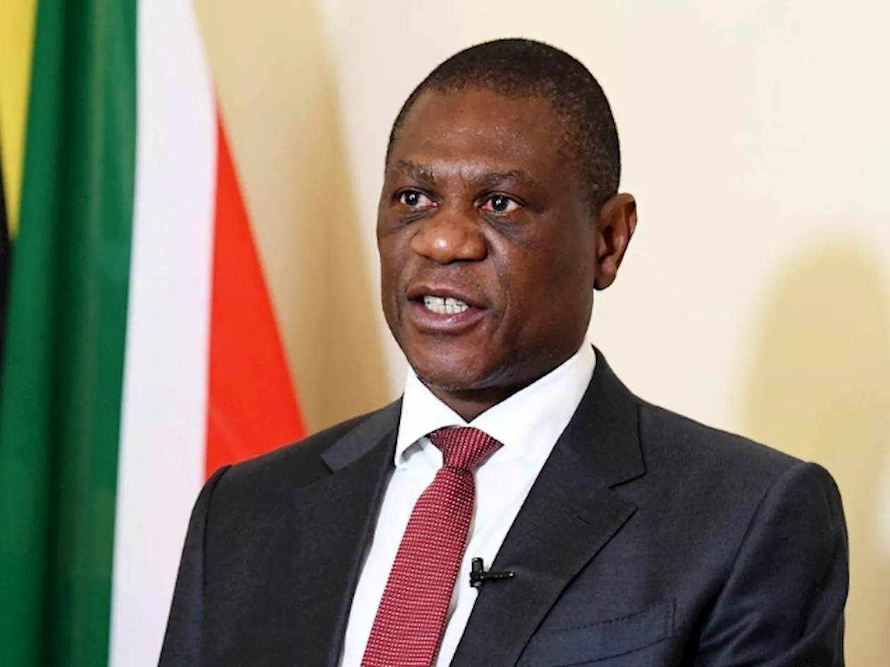 The Moment Deputy President Paul Mashatile Collapsed During Speech [Video]