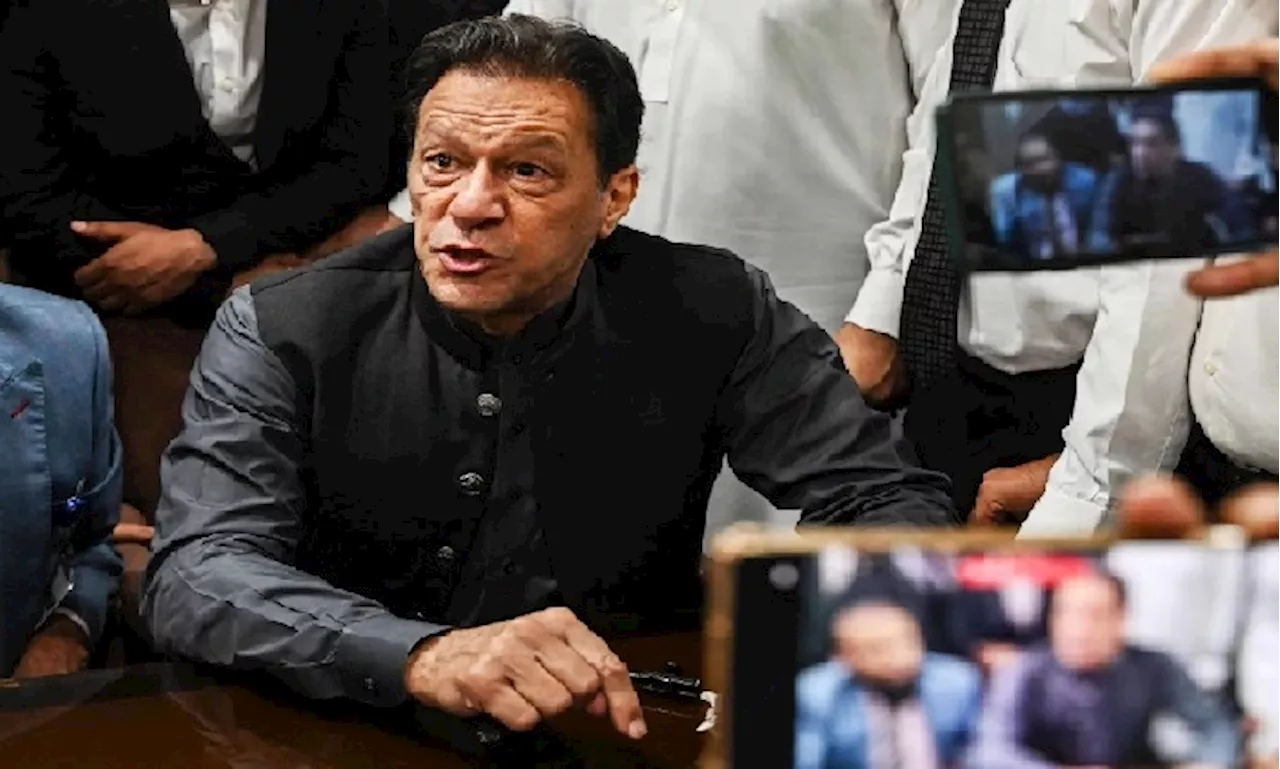 عمران خان: دستاویزات ملک کو تباہ کرنے کا مقصد ہے