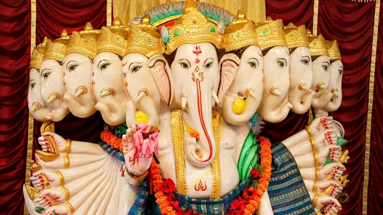 Ganesh Visarjan 2024: इन चीजों के बगैर अधूरा है गणेश विसर्जन, नोट करें पूजन सामग्री