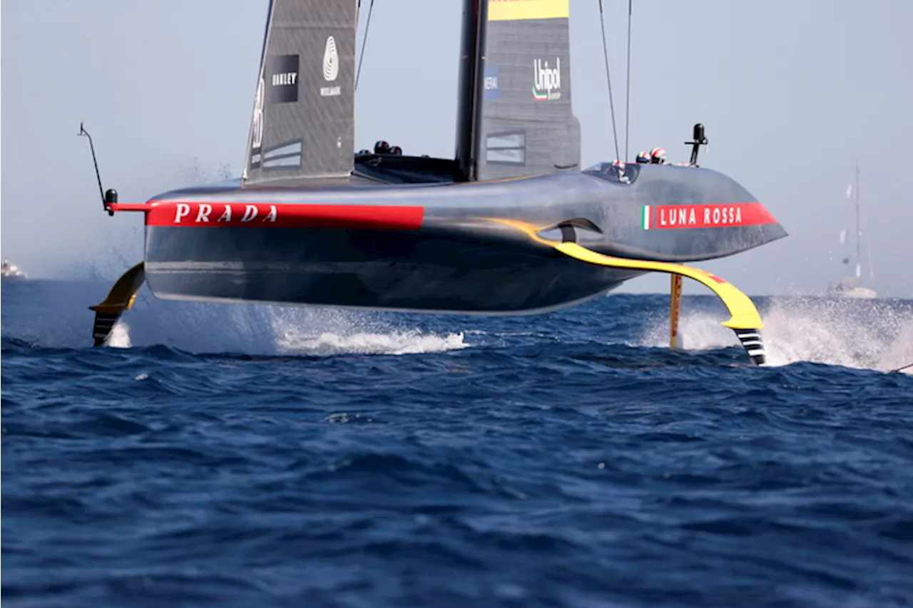 Poco vento e primo ko, Luna Rossa rinvia l'approdo alla finale