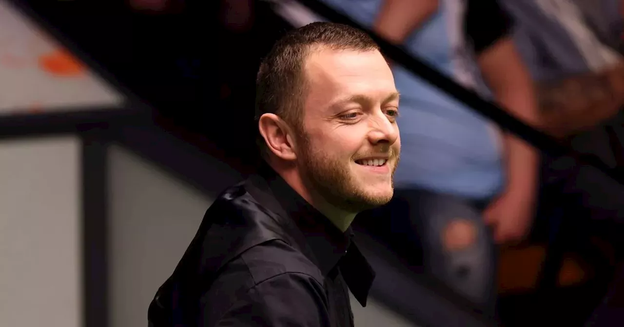 Mark Allen hits back-to-back 147s in exhibition and has the evidence to prove it