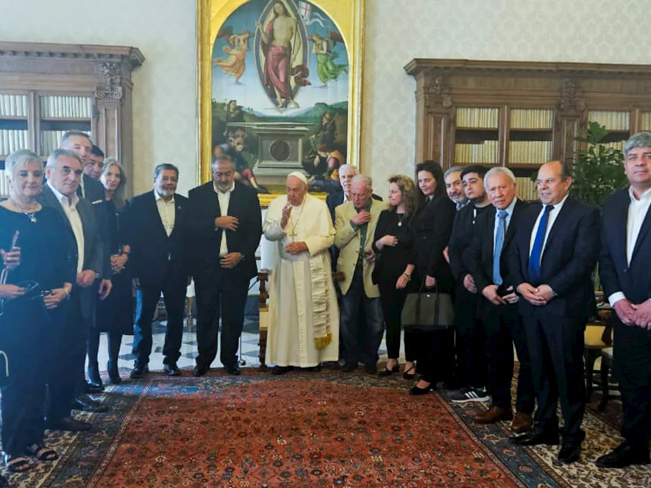 El papa Francisco recibió a los líderes de la CGT en el Vaticano, en medio del conflicto de los sindicatos con el Gobierno de Milei