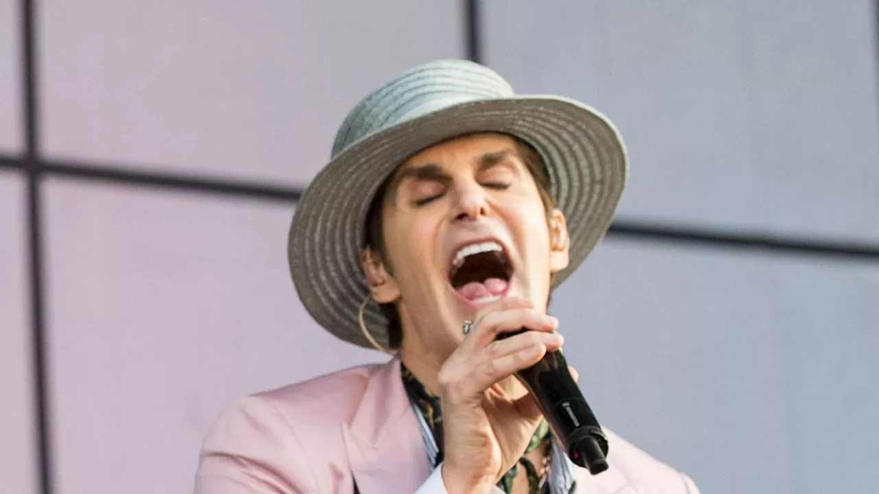 Jane's Addiction cancels ENTIRE tour as Dave Navarro gives heartbreaking statement on Perry Farrell...