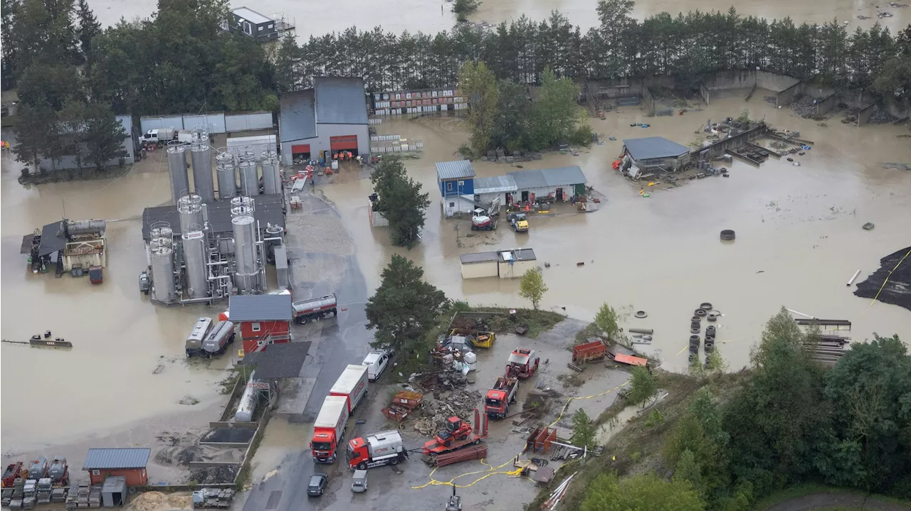 Ganze Dörfer überschwemmt - Neue Fotos der Flut zeigen ganzes Ausmaß der Zerstörung