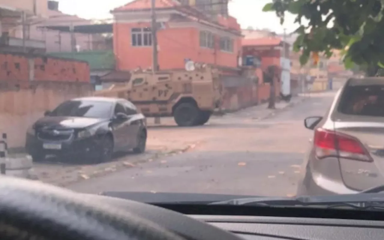 Moradores relatam tiroteio no Complexo da Penha; unidades de saúde e escolas foram afetadas