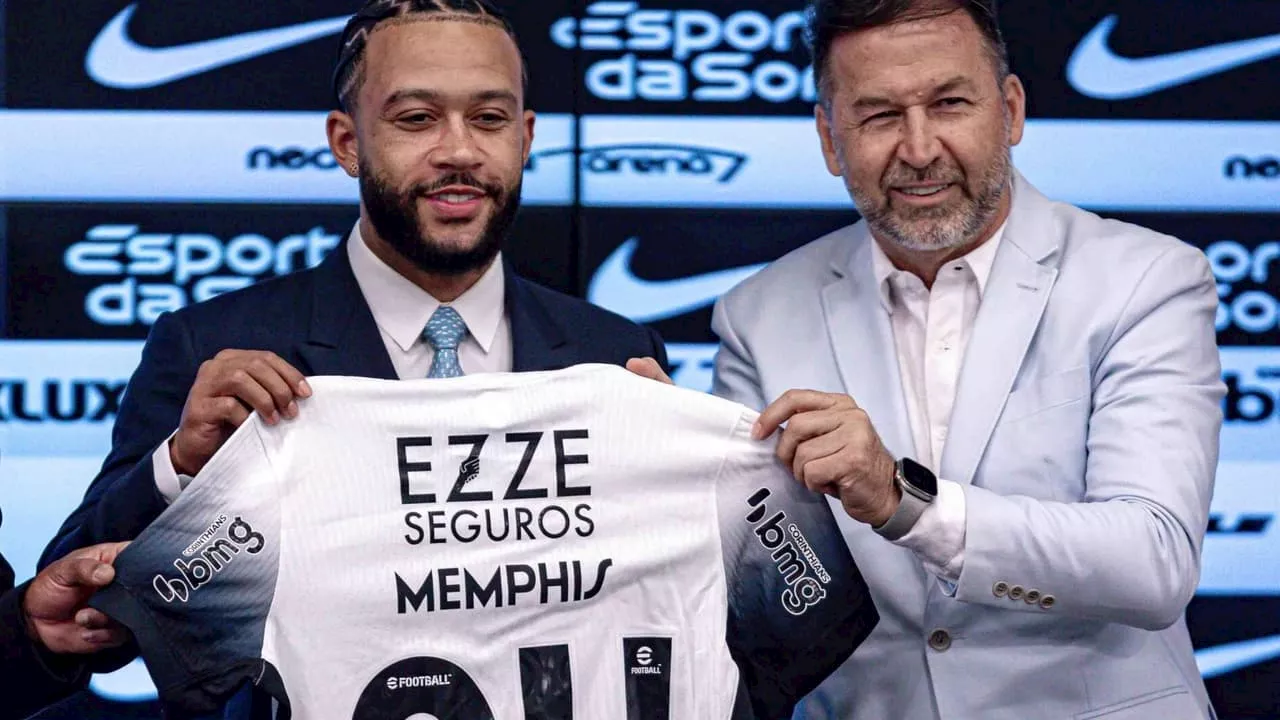 Corinthians inscreve Memphis Depay na Sul-Americana