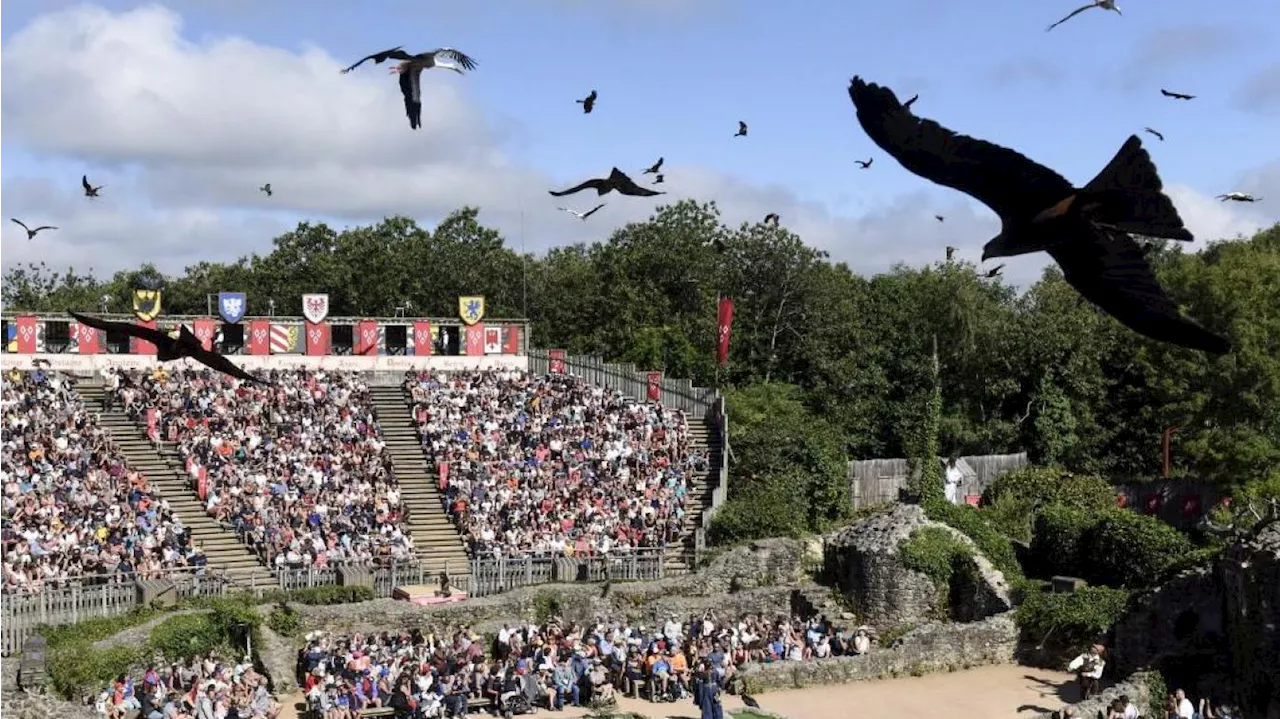 Le Puy du Fou veut acheter 400 hectares de terres, des agriculteurs redoutent un « accaparement »